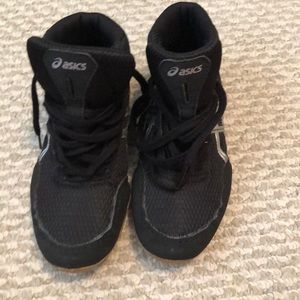 ASICS Matflex wrestling shoes boys